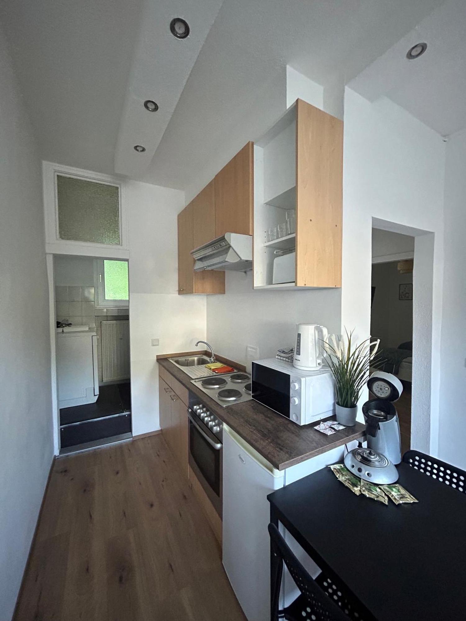 Gemuetliche Ferienwohnung - Voll Ausgestattet, Zentral Aber Ruhig ! Wuppertal Exterior foto